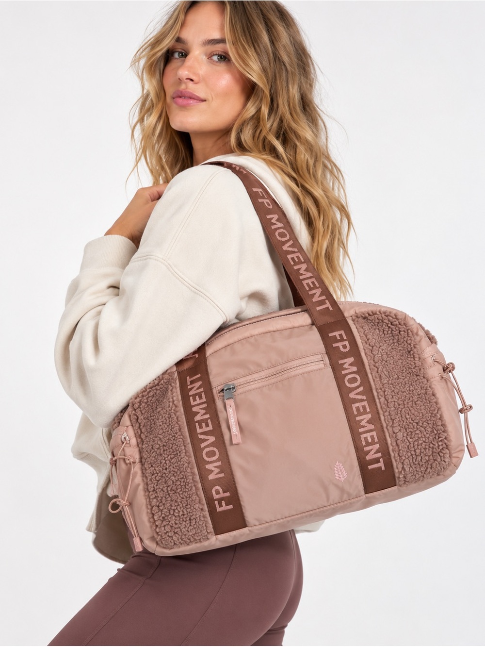 #1039 NWT FP Movement Slopes Sherpa Duffle Bag Gem Mauve Free People